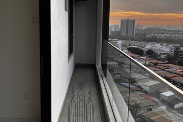 The Glenz Condo For Sale 