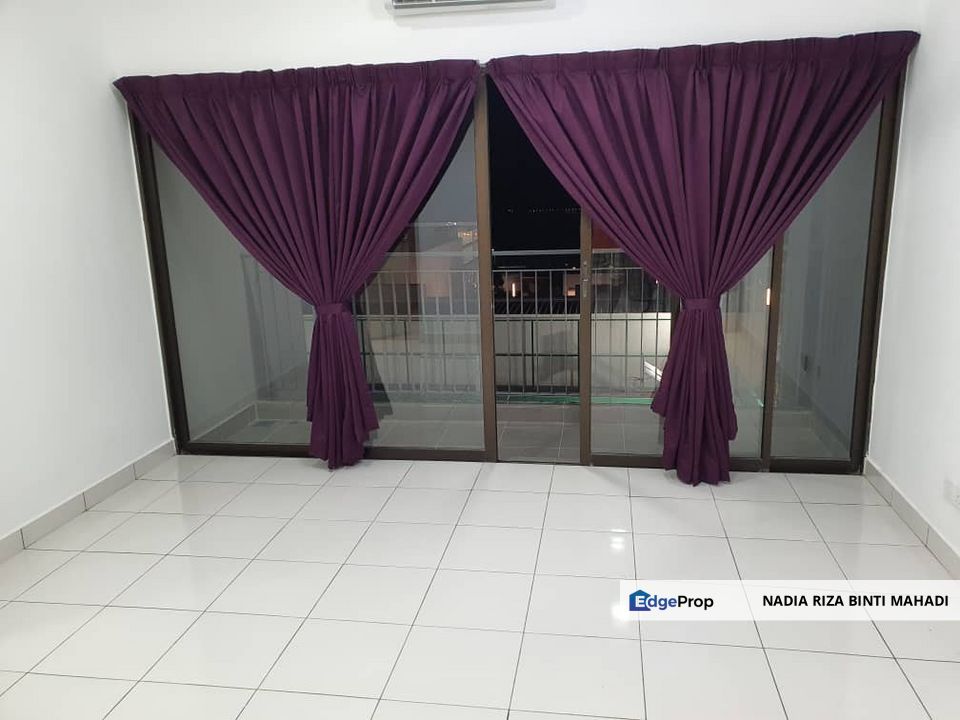 Partially furnished 2+1 bedrooms serviced residences @ Residensi Lili, Nilai, Negeri Sembilan, Nilai