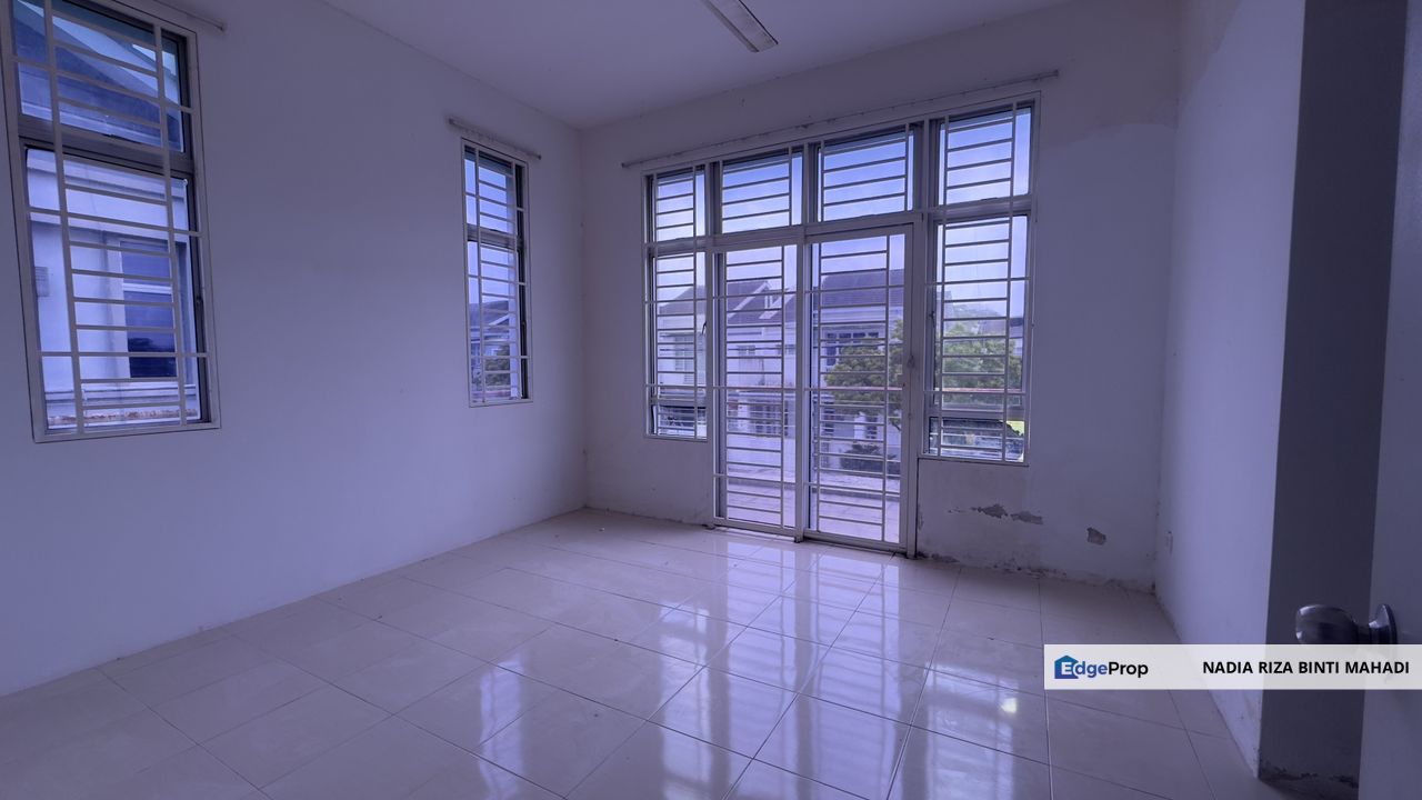 2-Storey Cluster Semi-D House in Bandar Saujana Putra, Selangor, Kuala Langat