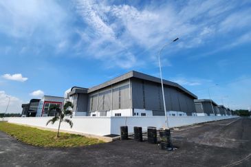 Suria Industrial Park (SIP)