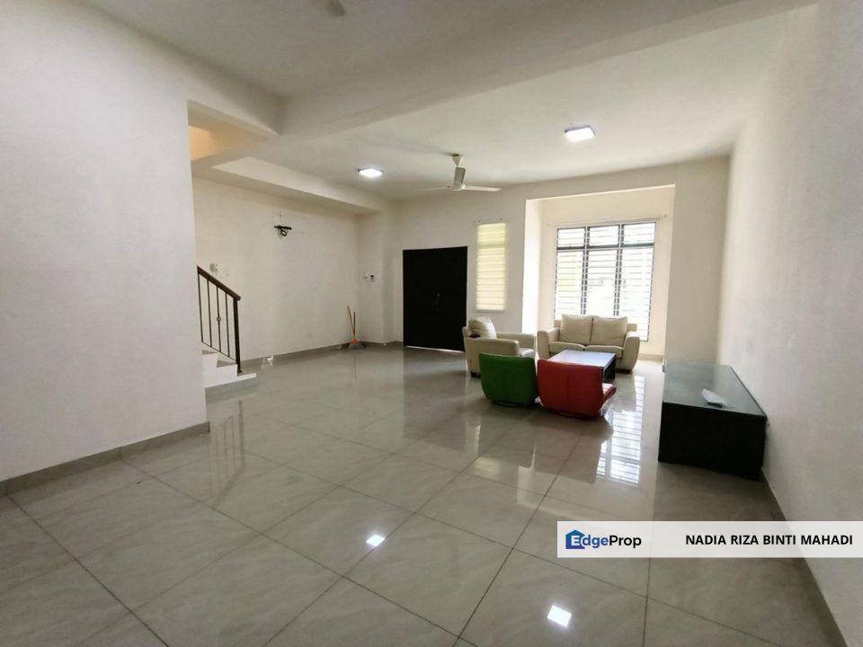 Below Market Freehold Double Storey – Warisan Indah, Kota Warisan, Selangor, Sepang