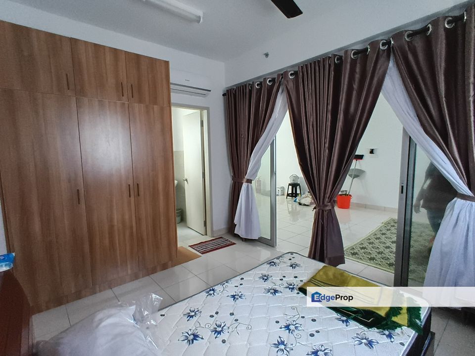 Freehold 1 Bedroom Residence in Alanis Residence, Warisan Puteri, Selangor, Sepang