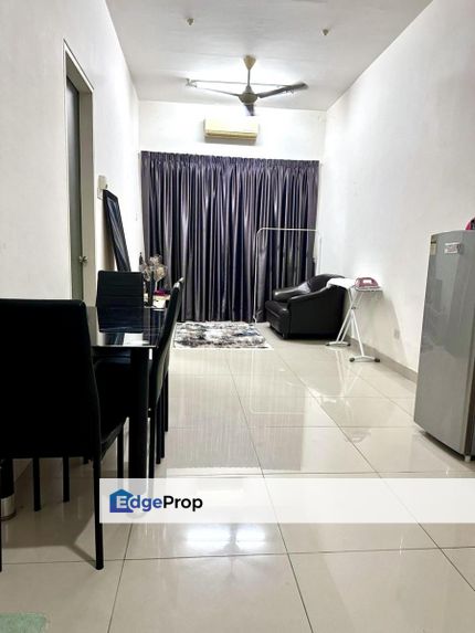 Fully Furnished 1-Bed Freehold Unit at D'Pulze Residence | Mall Access, Selangor, Cyberjaya