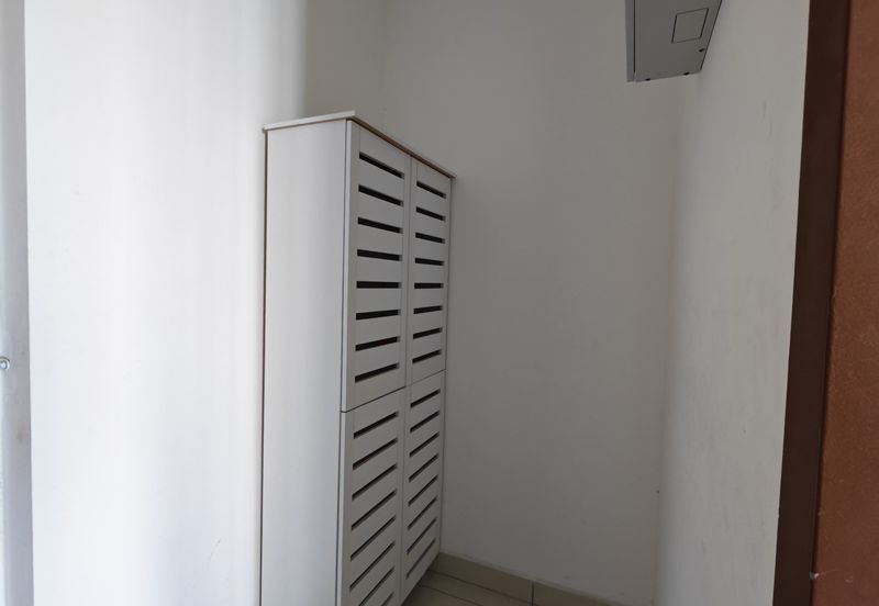 Lake Point Residence