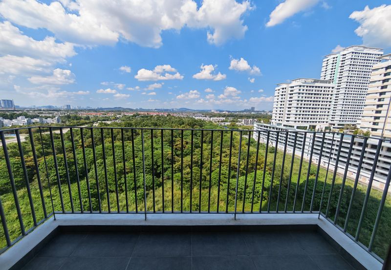 Lake Point Residence