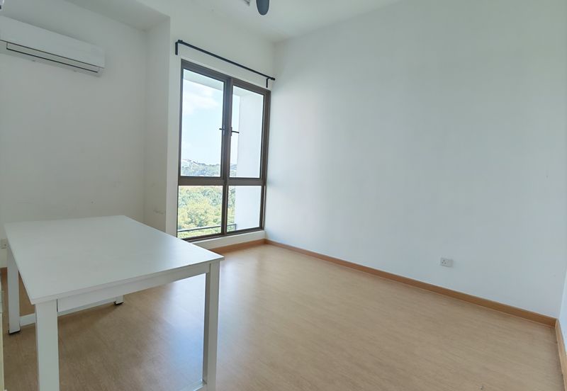 Lake Point Residence