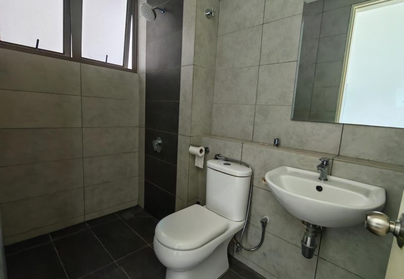 Lake Point Residence