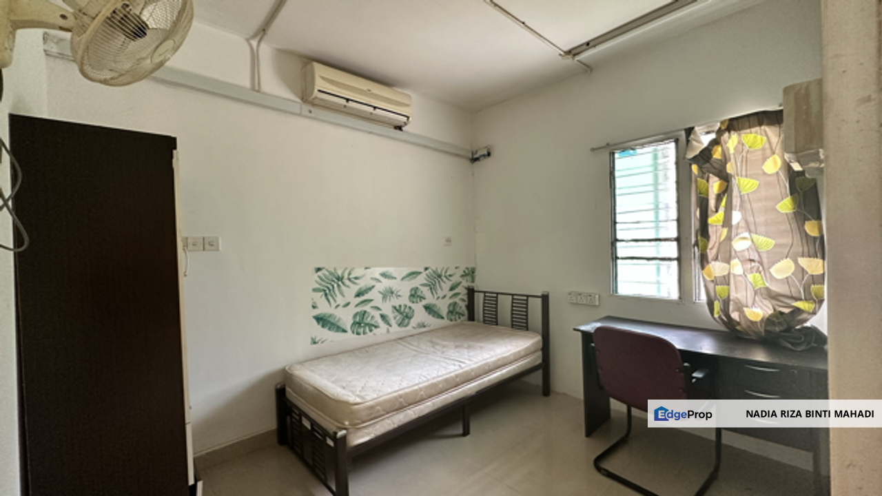 Large built-up, lower unit 2-storey townhouse in the heart of Cyberjaya, Selangor, Cyberjaya