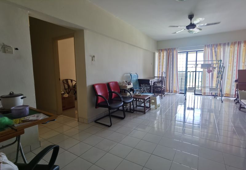 Anjung Hijau (Greenfield Apartment)