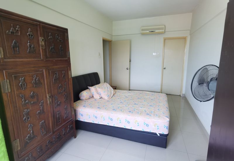 Anjung Hijau (Greenfield Apartment)