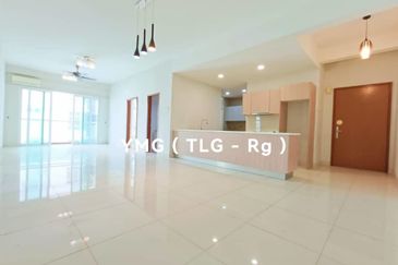 Royal Regent Sri Putramas III