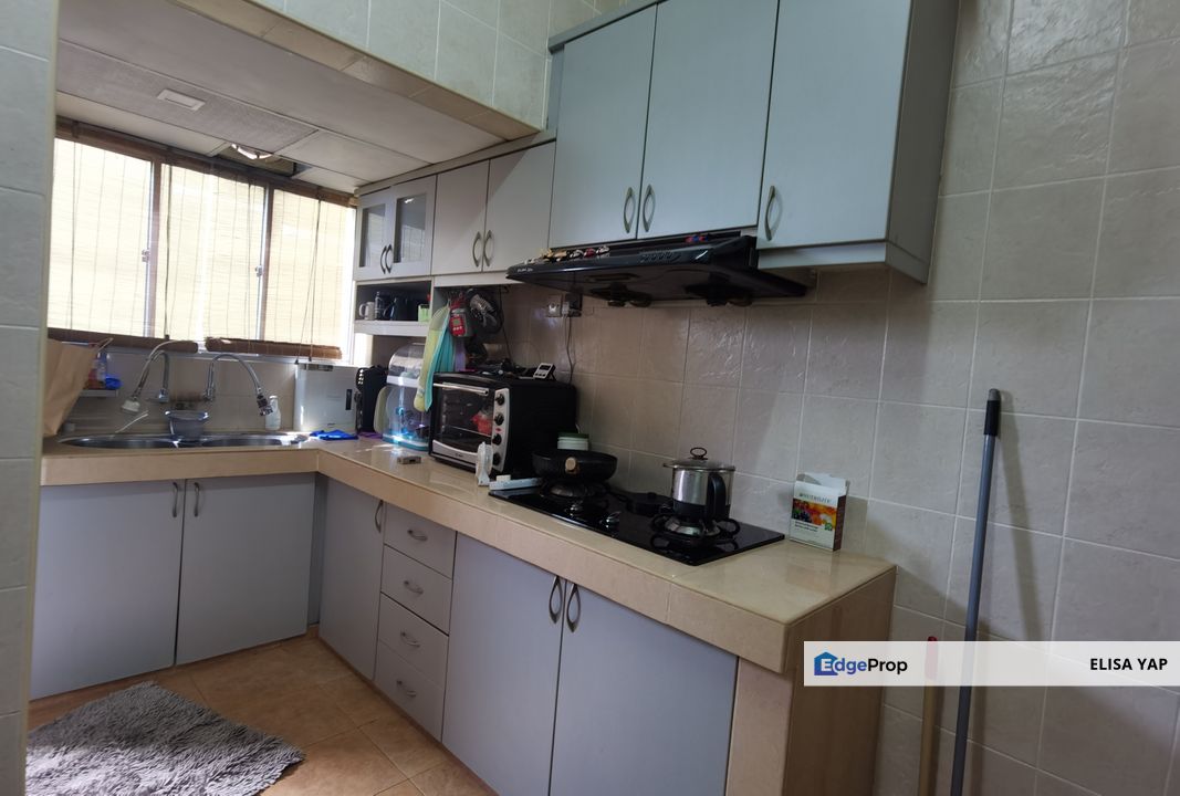 Non Bumi Green View Desa Temenggung Apartment Sri Gombak Batu Caves FOR SALE, Selangor, Batu Caves 