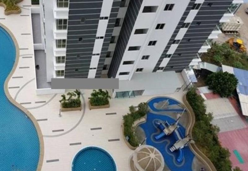 Zeta DeSkye Residence