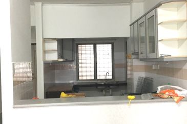 Ayers Tower @ Taman Kosas