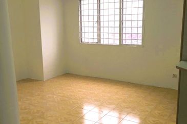 Ayers Tower @ Taman Kosas