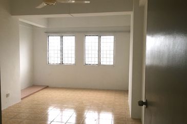 Ayers Tower @ Taman Kosas