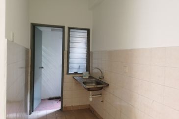 Vista Apartment, Damansara Damai