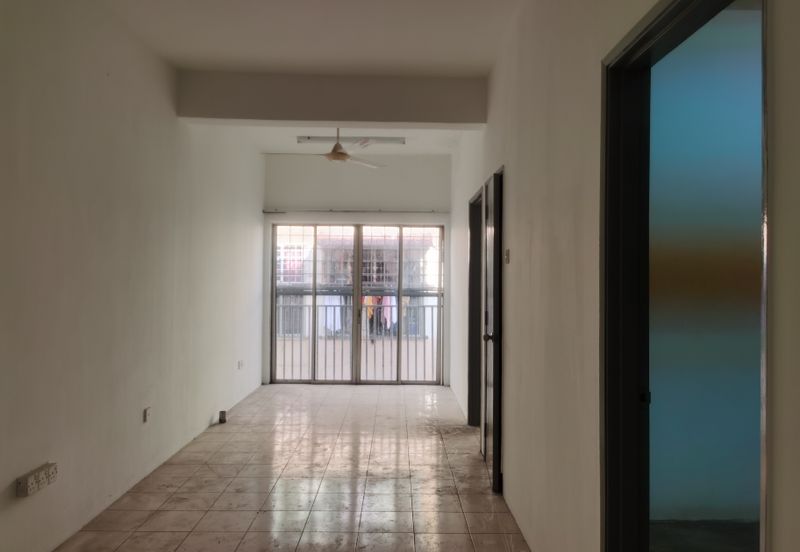 Vista Apartment, Damansara Damai