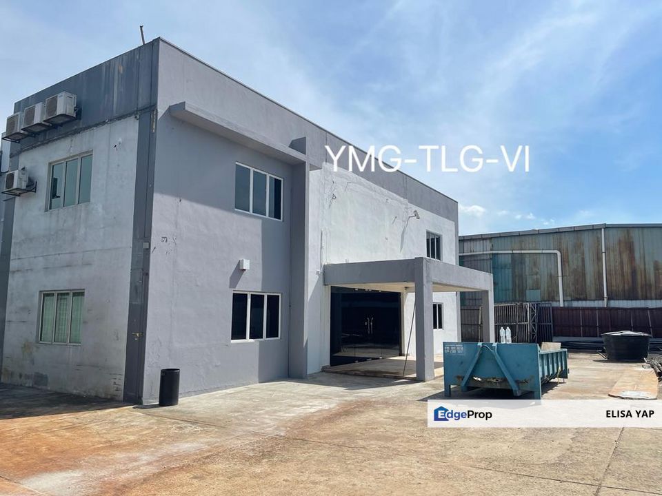 Bungalow Factory 14,000sf With Warehouse Taman Perindustrian Puchong FOR RENT , Selangor, Puchong