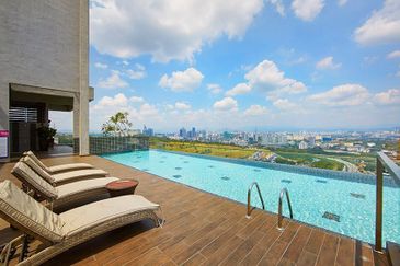 Petalz Residences (Residensi Rimbunan)