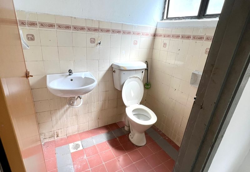 Taman Sri Batu Caves