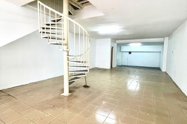 Taman Sri Batu Caves