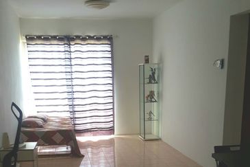 Pangsapuri Damai, Subang Bestari