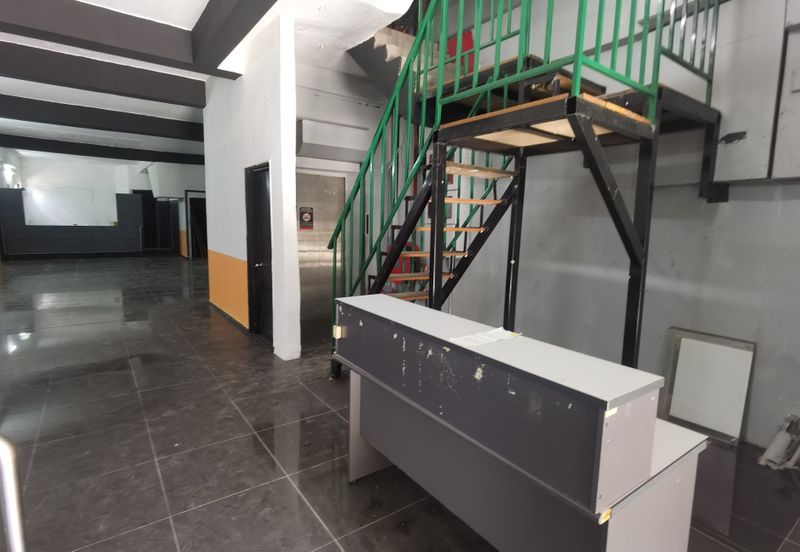 Brickfields 7 Storey Corner Shop Lot / Office with Lift  FOR RENT