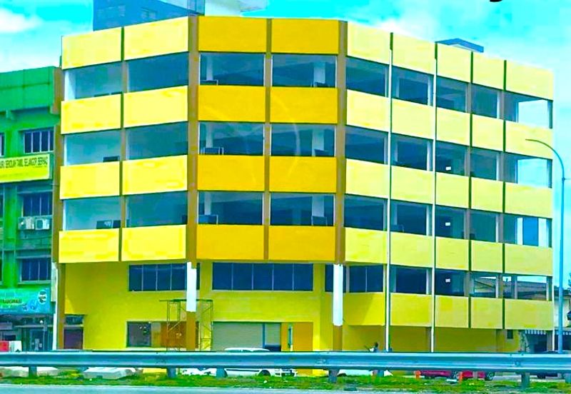 Persiaran Raja Muda Musa, Pelabuhan Klang