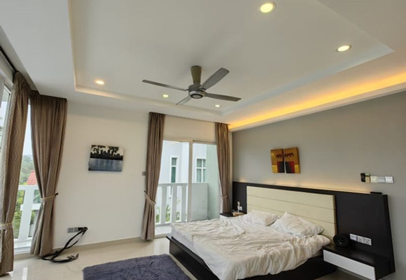 USJ Avenue USJ Heights 3 Storey Bungalow with Swimming Pool FOR SALE