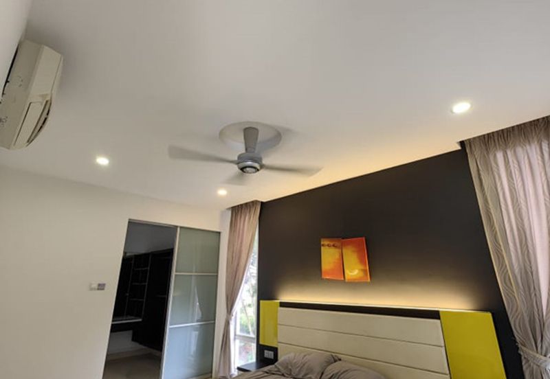 USJ Avenue USJ Heights 3 Storey Bungalow with Swimming Pool FOR SALE