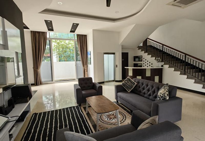 USJ Avenue USJ Heights 3 Storey Bungalow with Swimming Pool FOR SALE