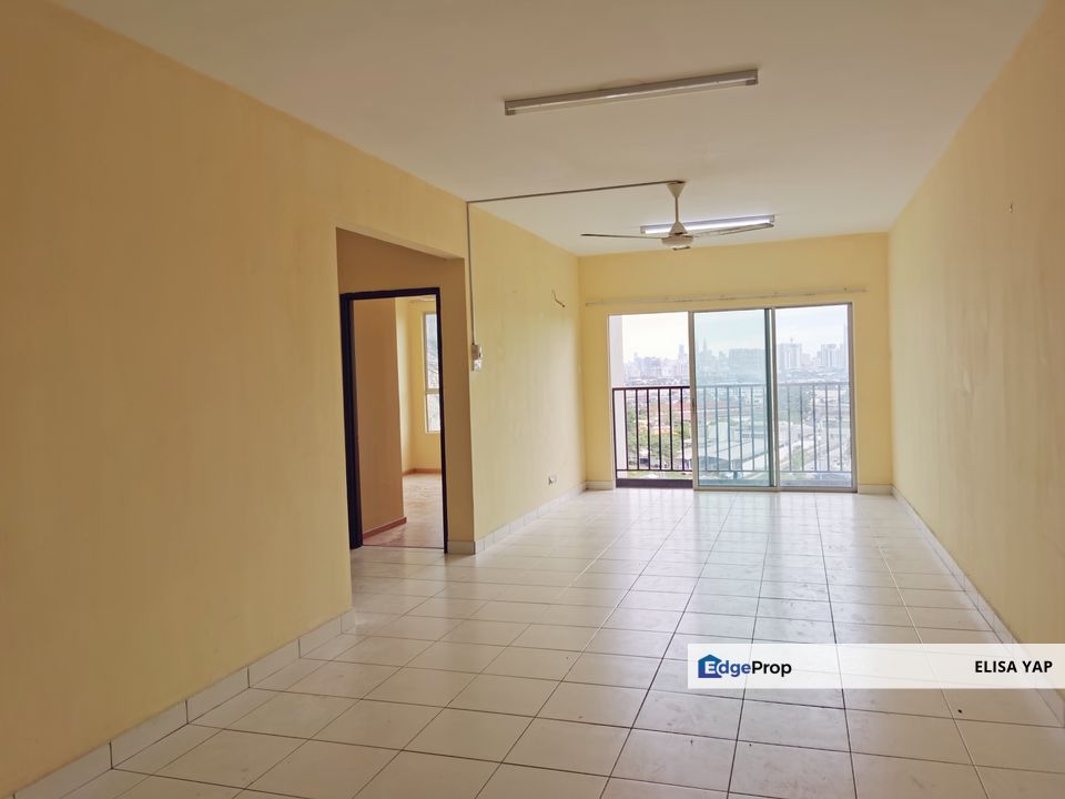 Amara Residence Batu Caves 1012sqft with balcony FOR RENT, Selangor, Selayang