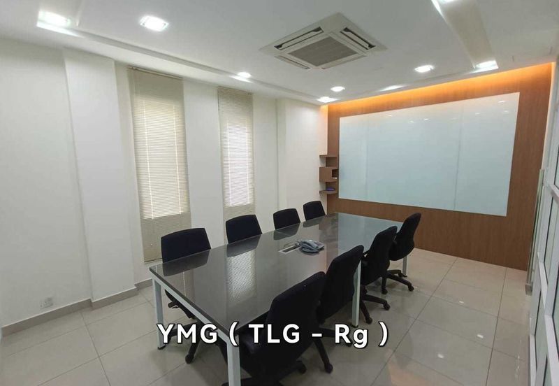 Jalan Rajion, Kampung Batu Tujuh