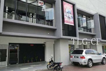 Kampung Sungai Kayu Ara