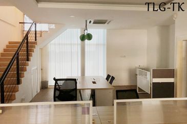 Ritze Perdana Business Center