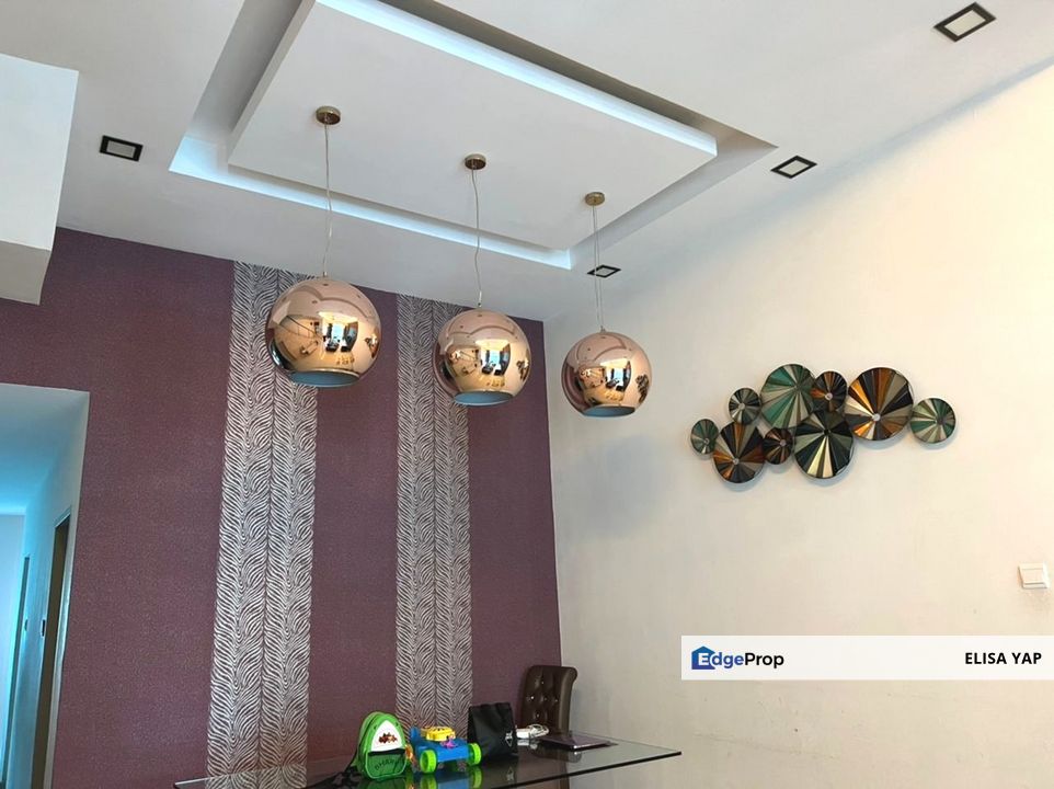 Fully Renovated 2.5 Storey Terrace Taman Putra Impiana Puchong FOR SALE, Selangor, Puchong