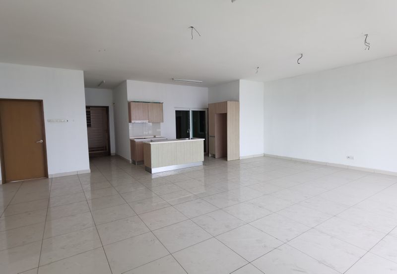 Royal Regent Sri Putramas III