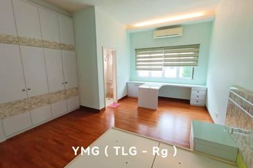 Jalan Setia Duta U13/21B