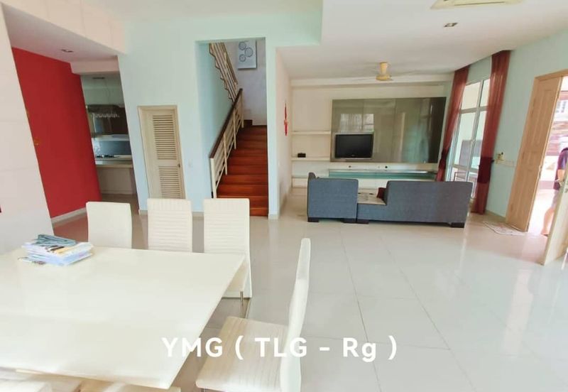 Jalan Setia Duta U13/21B