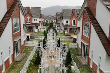 Charming Essex, Setia Eco Templer