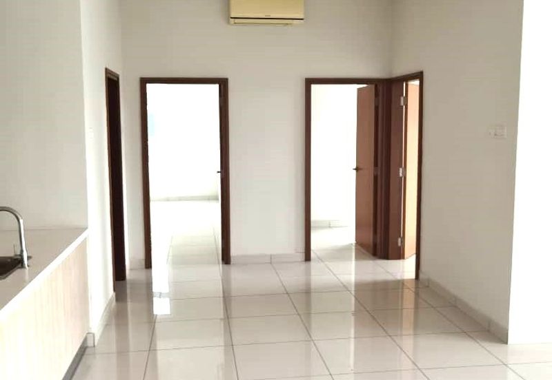 Royal Regent Sri Putramas III