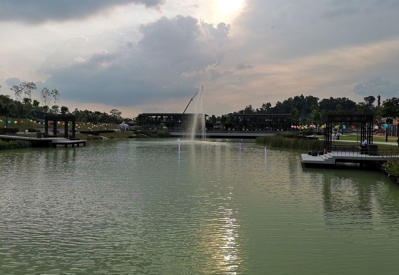 Lakefront Condominium | Emerald Hills @ Alam Damai