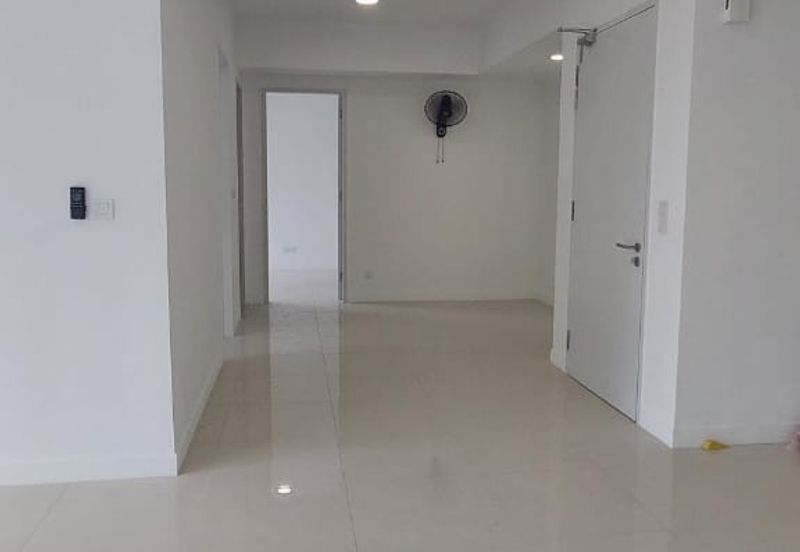 Lakefront Condominium | Emerald Hills @ Alam Damai