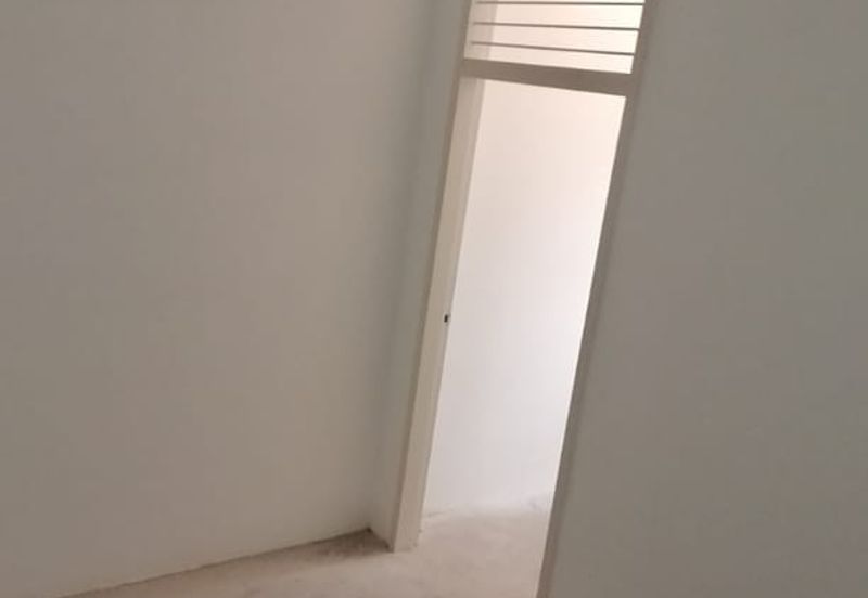 Lakefront Condominium | Emerald Hills @ Alam Damai