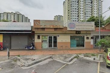 Jalan Pekaka Seksyen 8