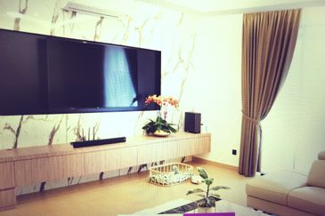 Papillon Desahill Condominium