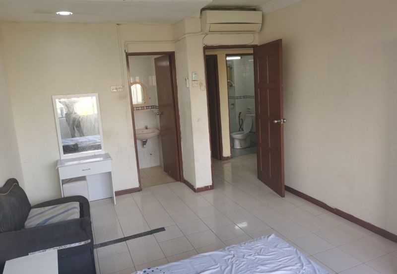 Palm Garden Apartment