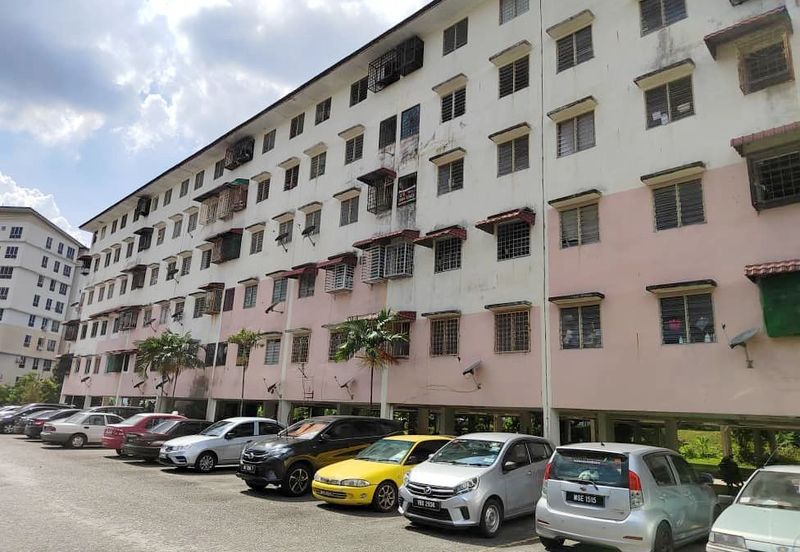 Pangsapuri Orkid, Bandar Mahkota Cheras