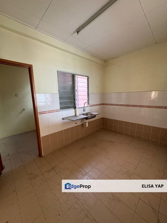 Kristal Heights 2 apartment  Taman Sri Gombak Corner Medium Floor 1038sqft KL View FOR SALE, Selangor, Gombak